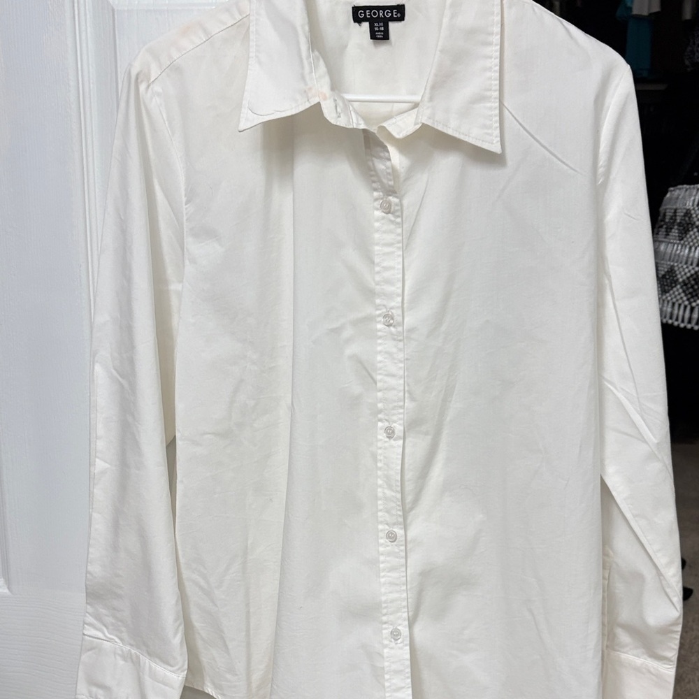 Classic White Women’s Shirt